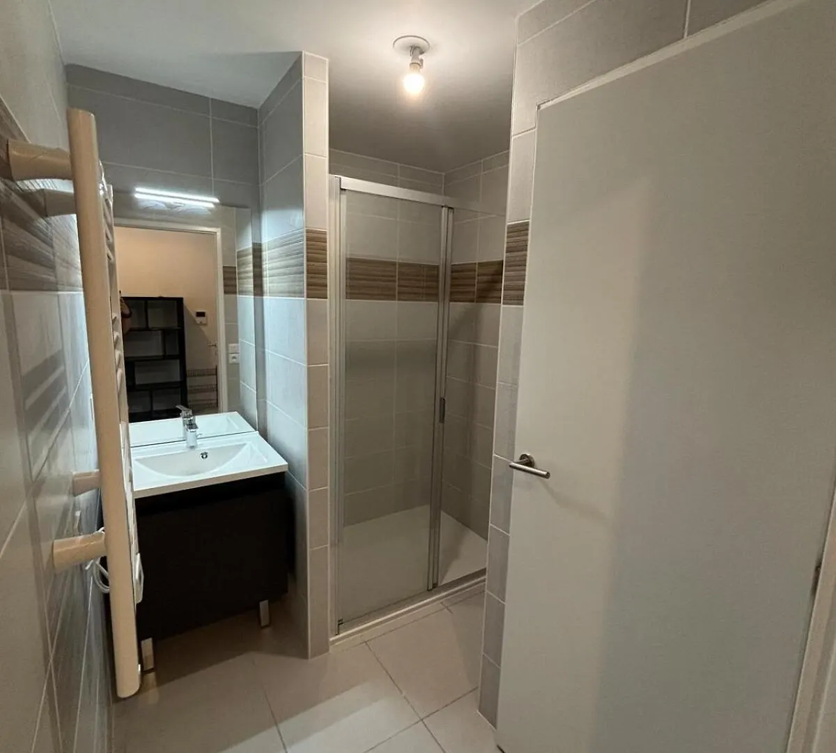 Апартаменты Studio residence Autun Сен-Лари-Сулан